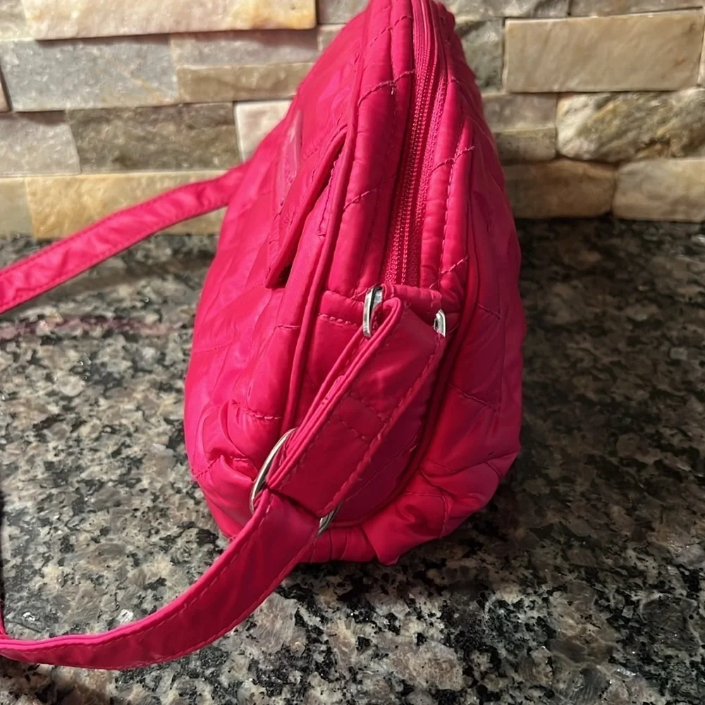 Vera Bradley Pink Nylon Quilted crossbody EUC